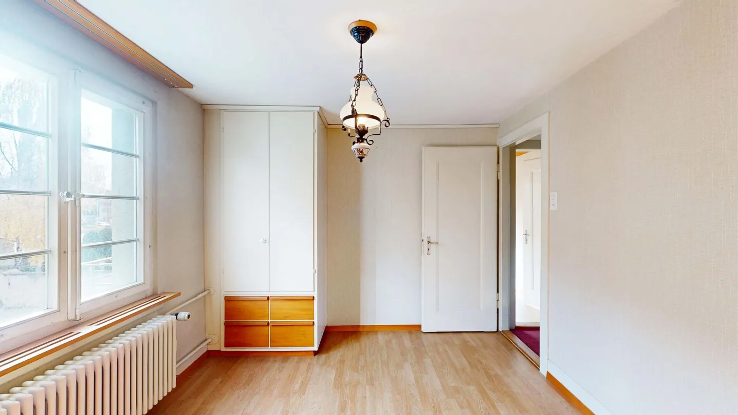 Freistehendes Einfamilienhaus inmitten von Lotzwil - Foto 9 von 16