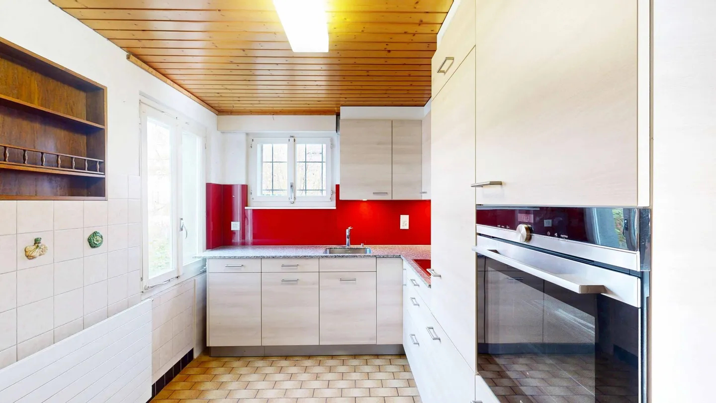 Freistehendes Einfamilienhaus inmitten von Lotzwil - Foto 11 von 16