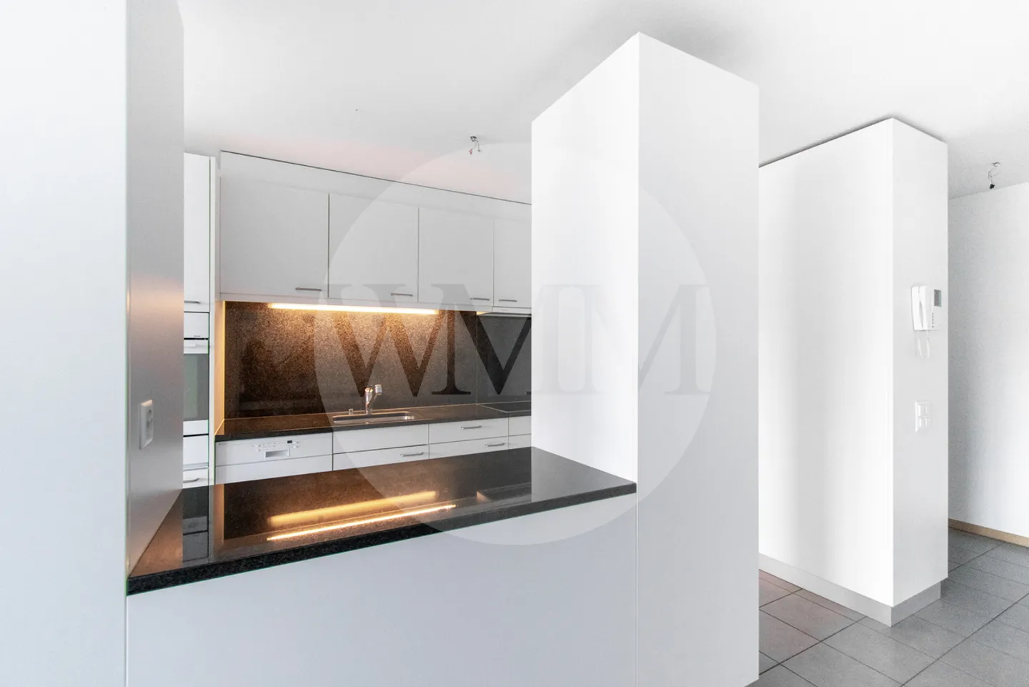 Spacious 5.5-room duplex with panoramic views - Photo 3 of 15