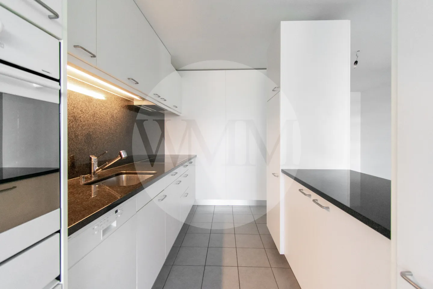 Spacious 5.5-room duplex with panoramic views - Photo 4 of 15