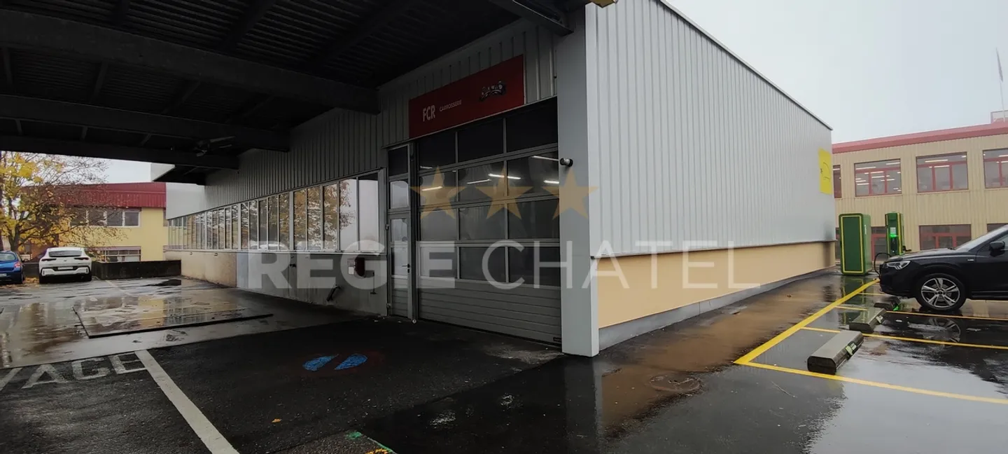 Espace de stockage industriel spacieux - Photo 4 sur 4