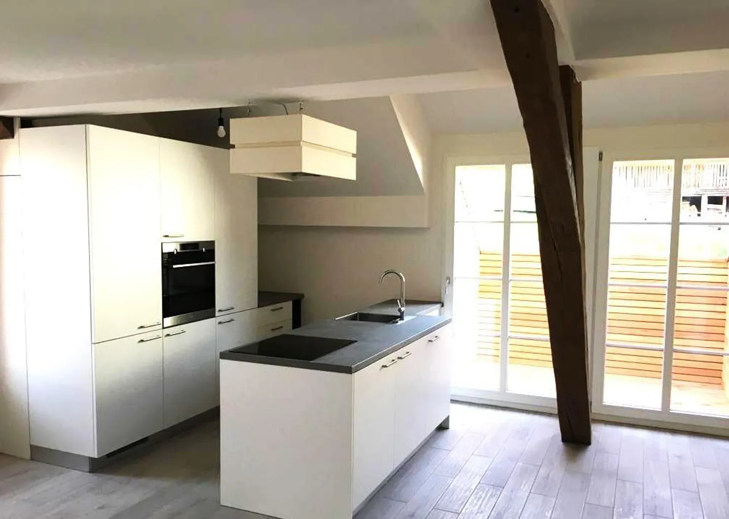 3.5 Room Apartment - Photo 2 of 10