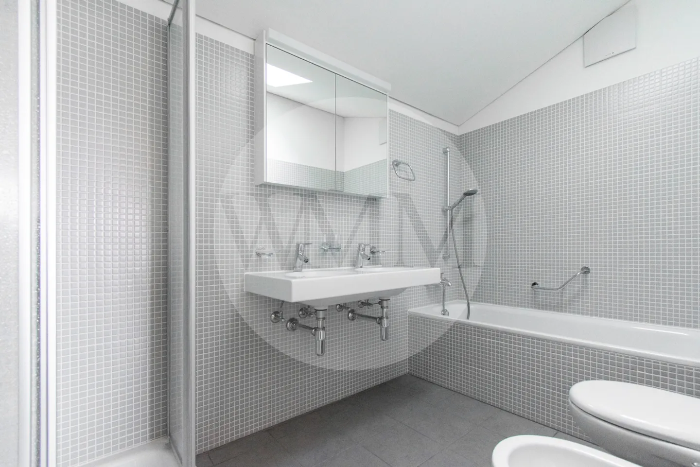 Spacious 5.5-room duplex with panoramic views - Photo 12 of 15