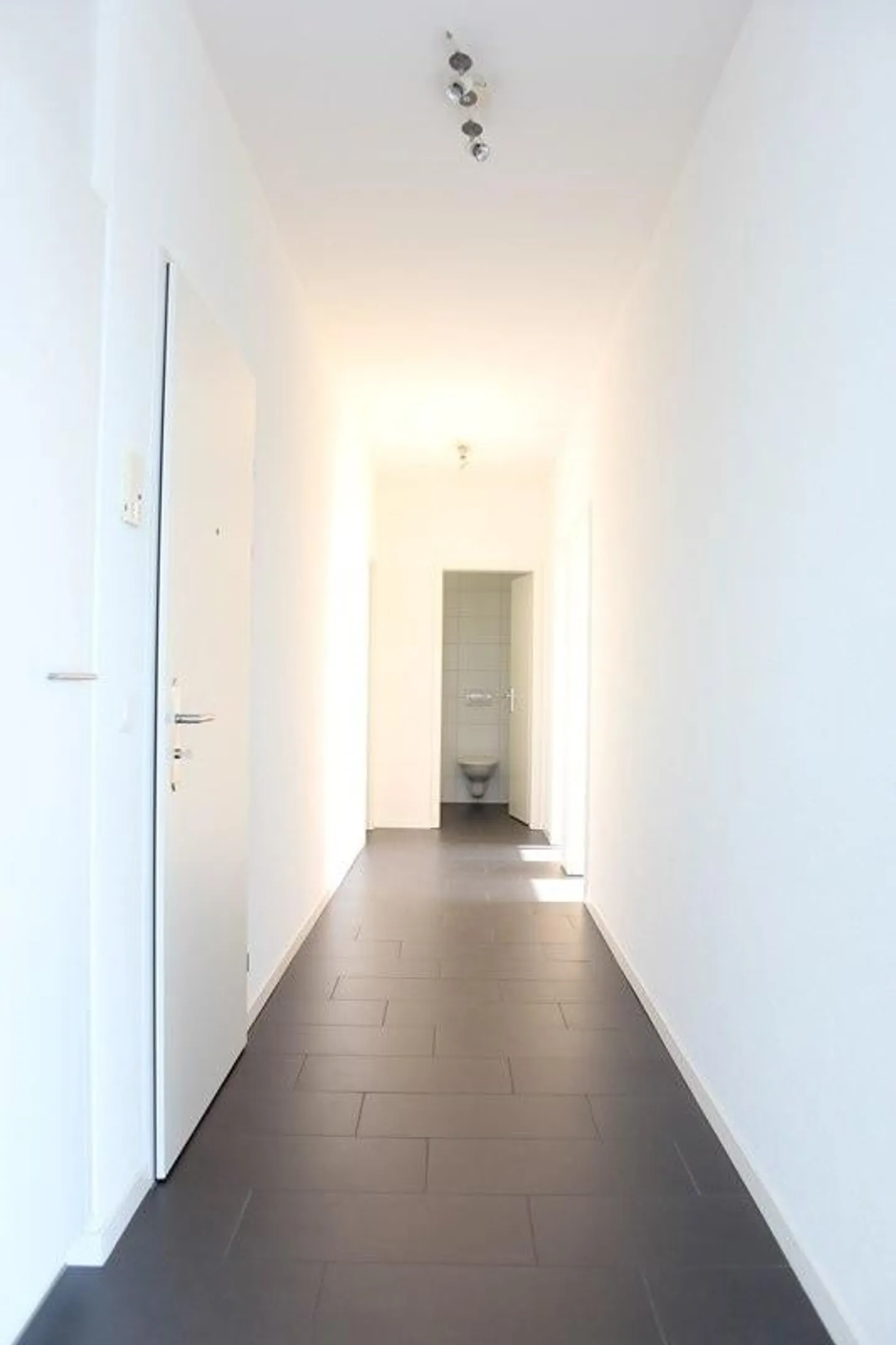 Ihr neues Zuhause wartet auf Sie! - Foto 4 von 7