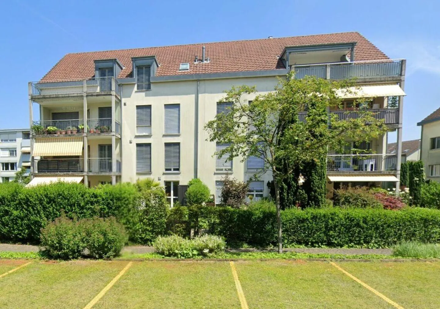 Appartamento spazioso, luminoso e situato in zona tranquilla di 3,5 locali con balcone - Foto 1 di 6