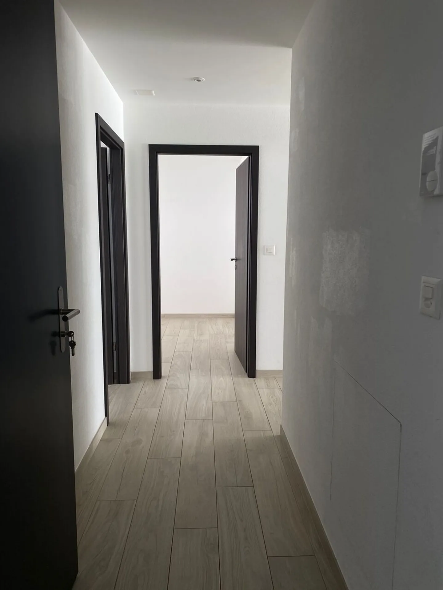 Appartement Moderne avec Espaces Spacieux - Photo 2 sur 14