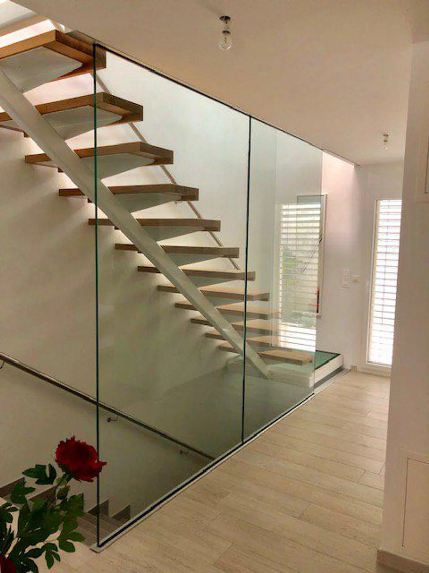 Duplex Apartment with Garden - Photo 3 of 8