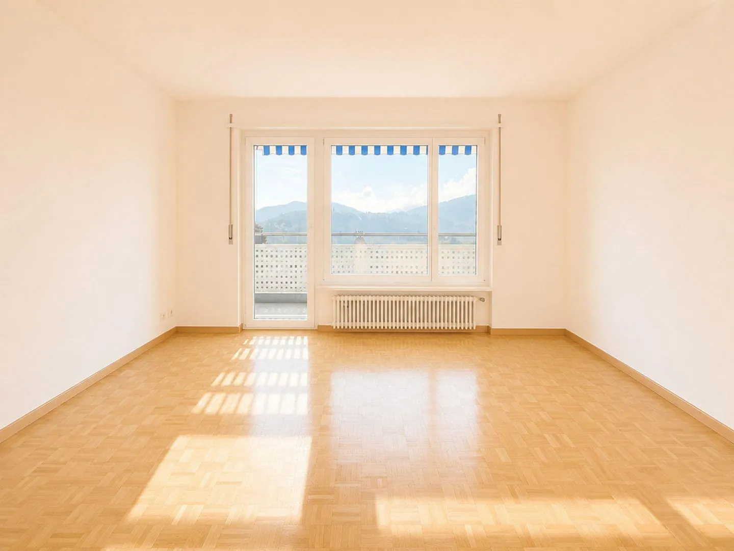 Helles Apartment im erhöhten Erdgeschoss mit offener Aussicht - Foto 2 von 8