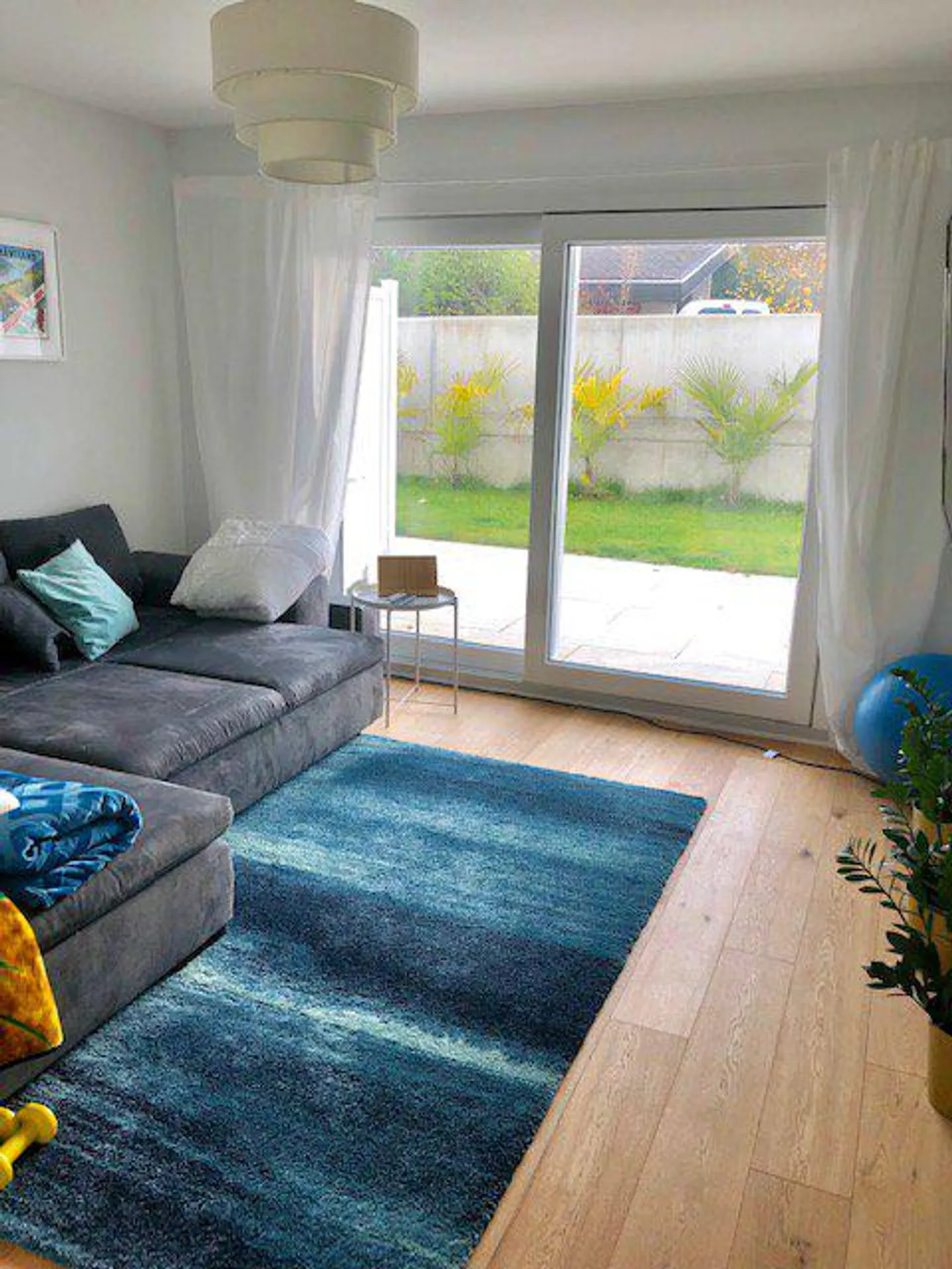 Duplex Apartment with Garden - Photo 4 of 8