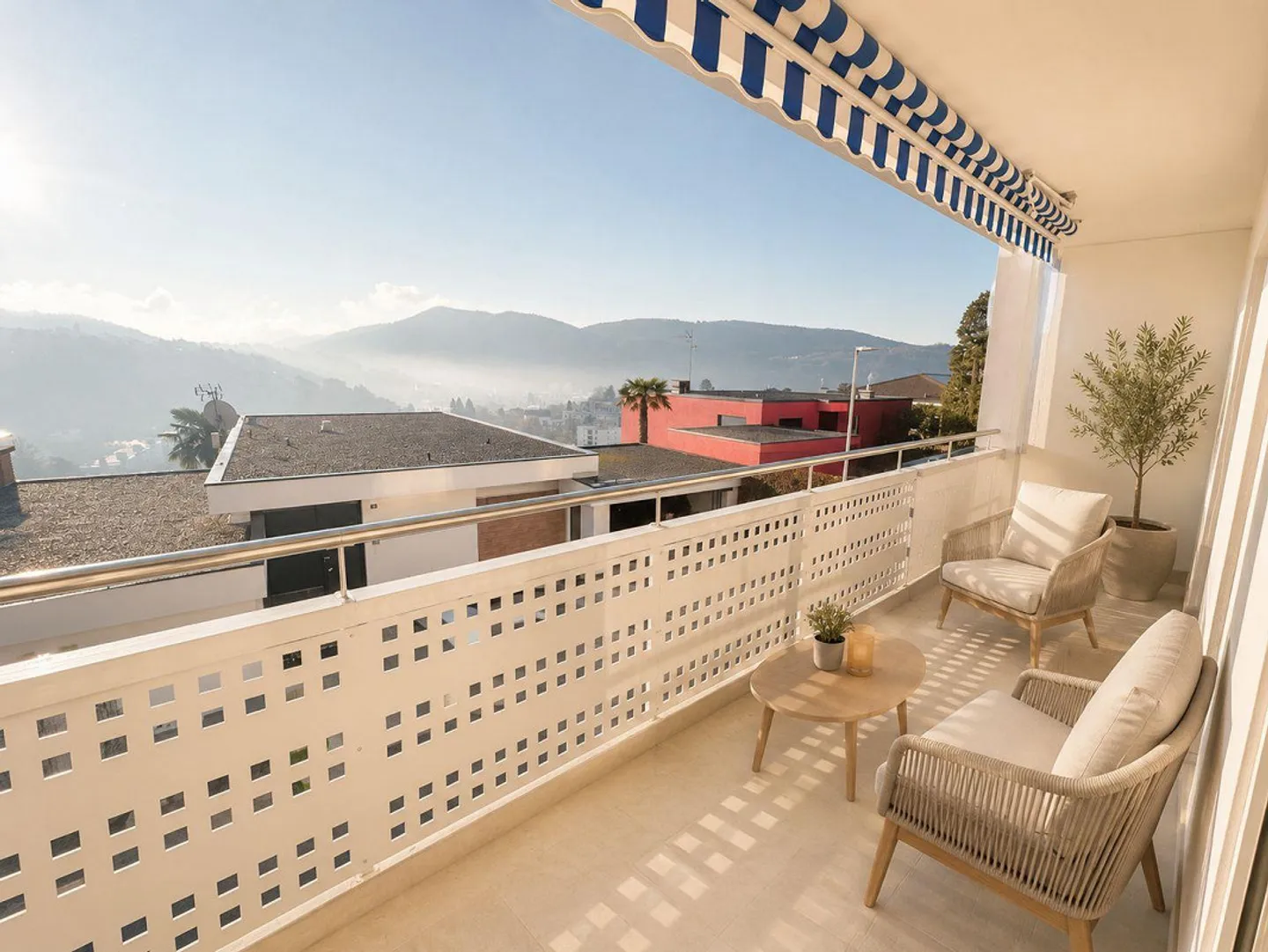 Helles Apartment im erhöhten Erdgeschoss mit offener Aussicht - Foto 3 von 8