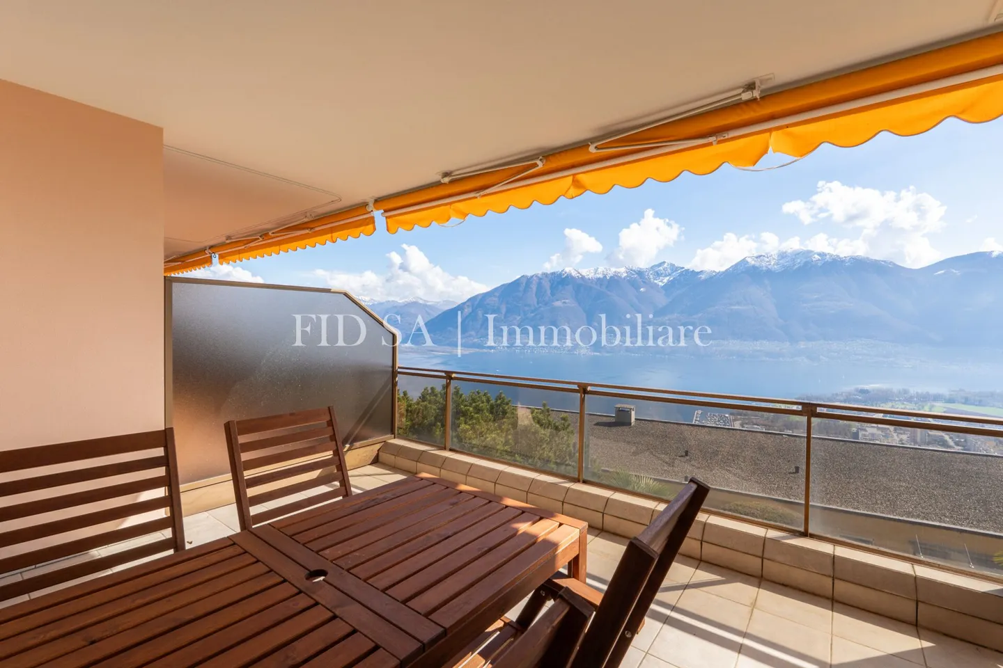 Apartment with Stunning Lake View - Photo 1 of 10