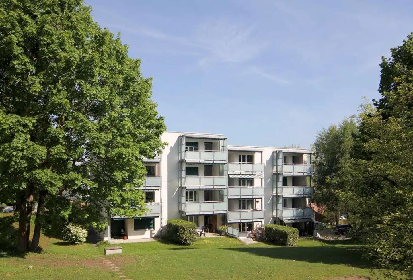 Beautiful apartment with many advantages in Moosseedorf - Photo 1 of 8