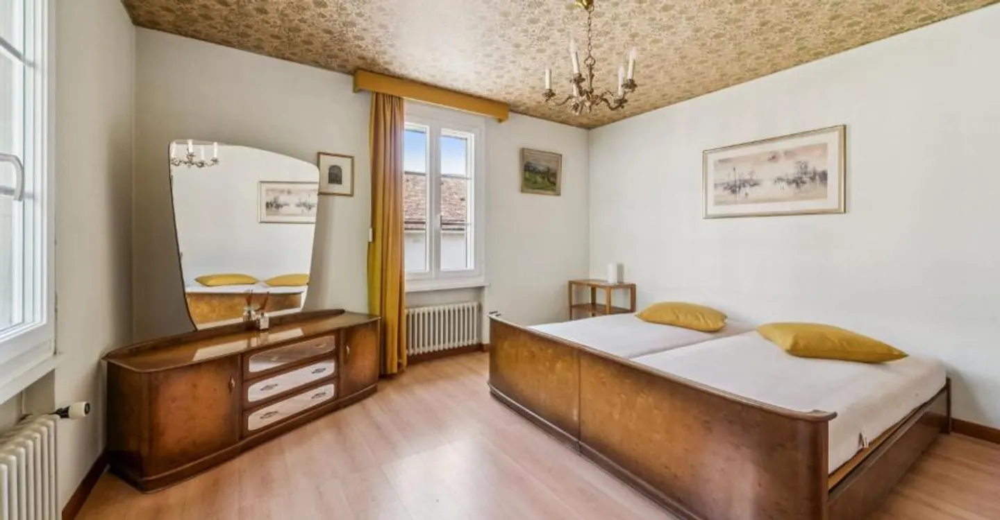 Dorfhaus mit großem Potenzial - Foto 3 von 9