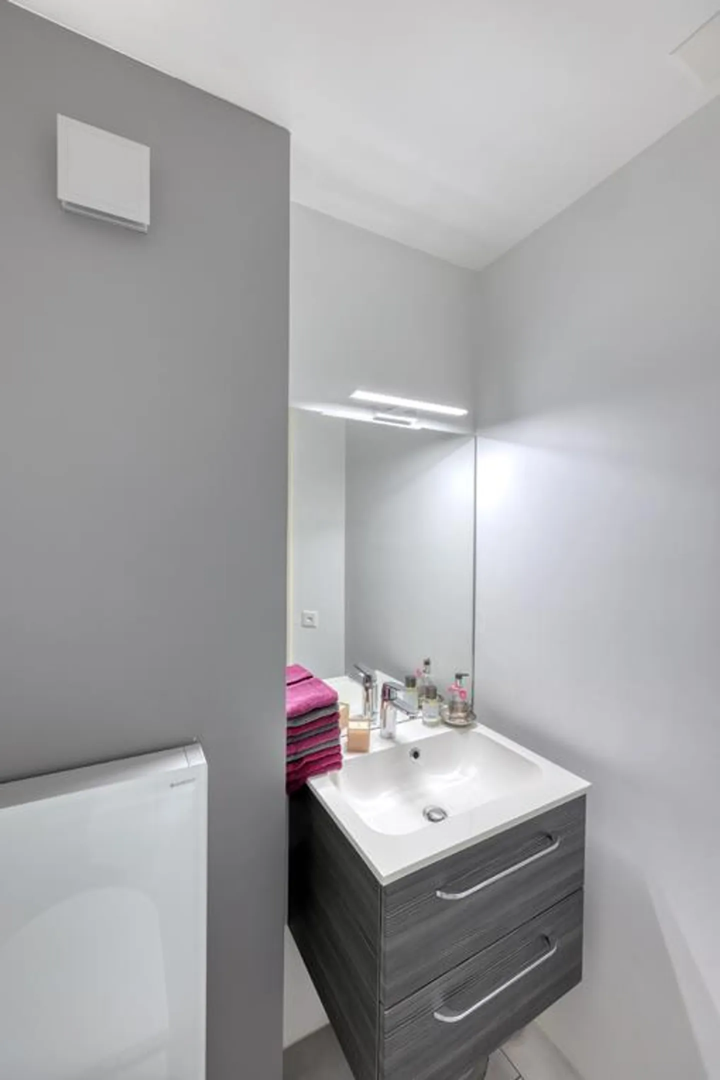 Light-Filled Maisonette Apartment - Photo 6 of 15