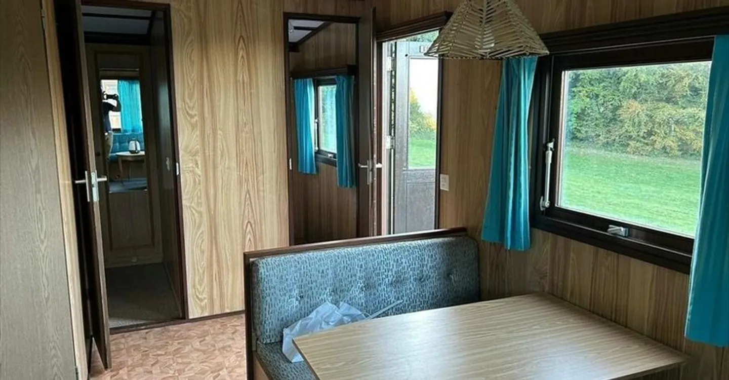 Charmant Mobil Home Rénové - Photo 3 sur 6