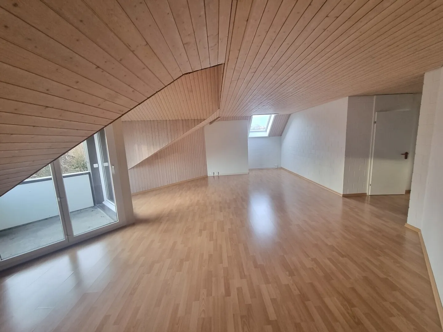 Beautiful apartment in Biberist! - Photo 2 of 5