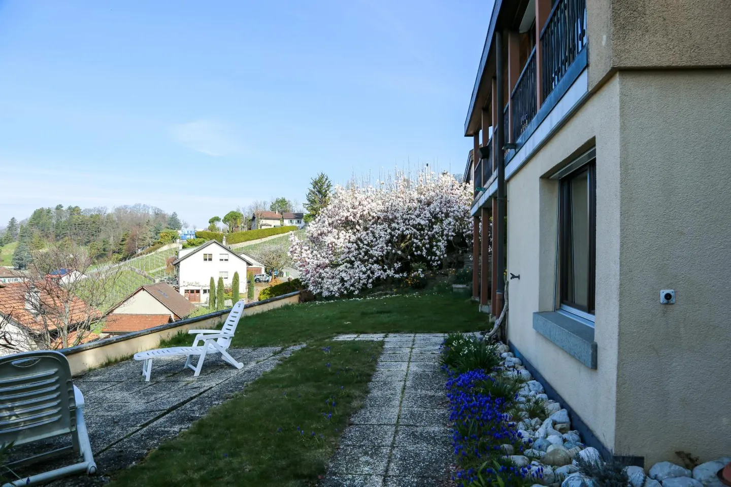 Villa avec vue sur le lac - Photo 2 sur 5