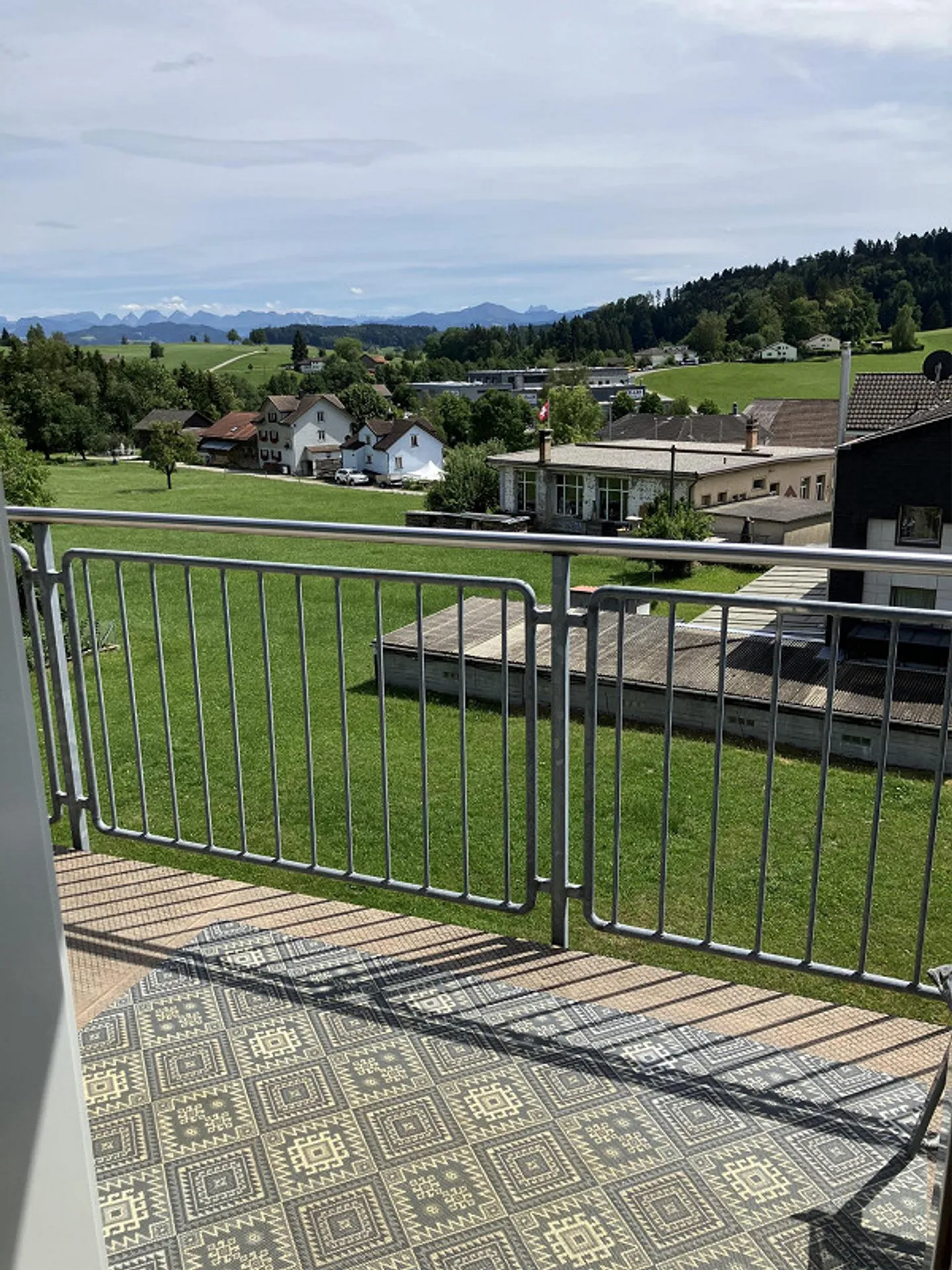 Charmantes Studio mit Balkon - Foto 4 von 6