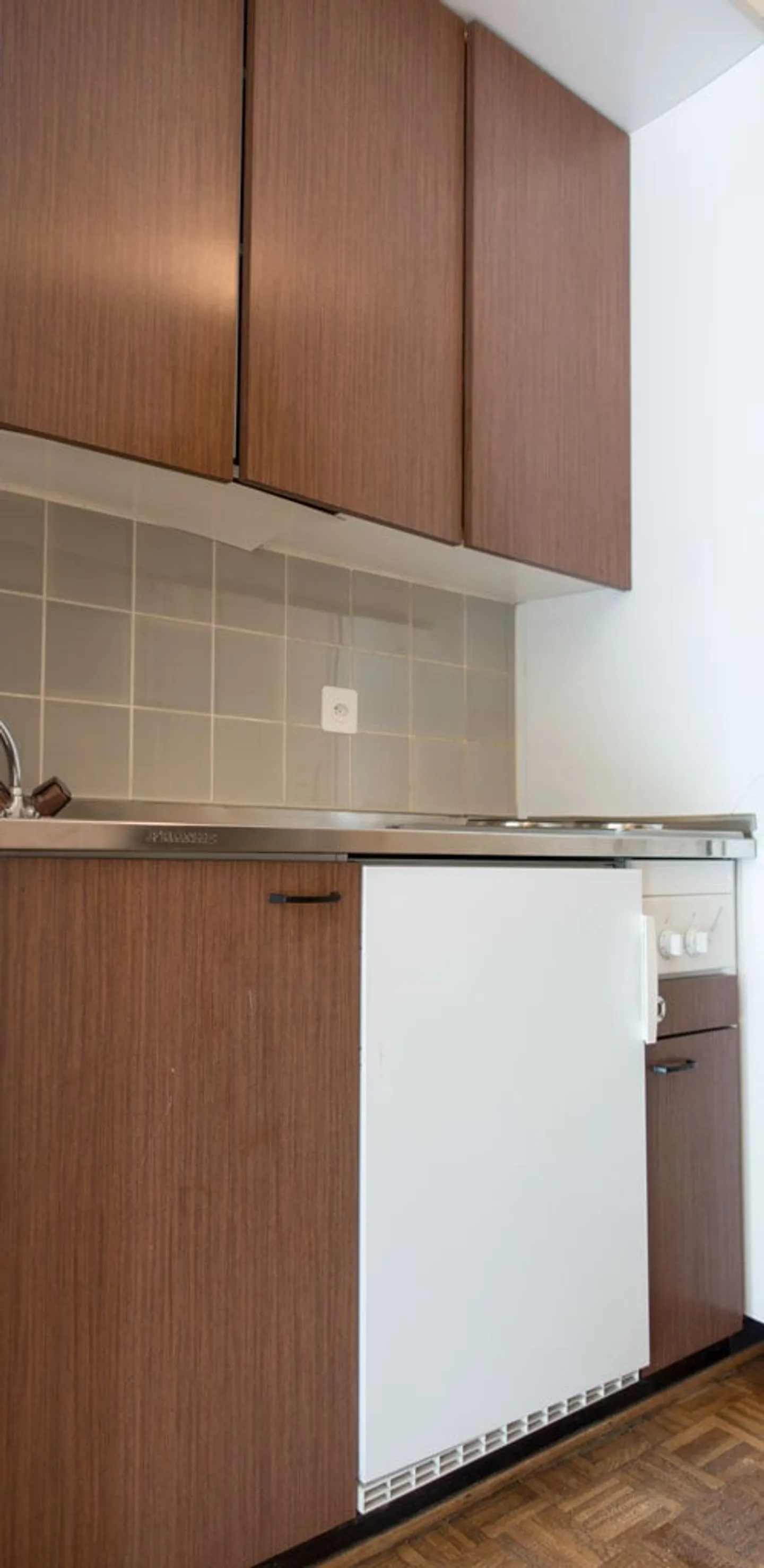 Cozy and Comfortable Living - Photo 5 of 9