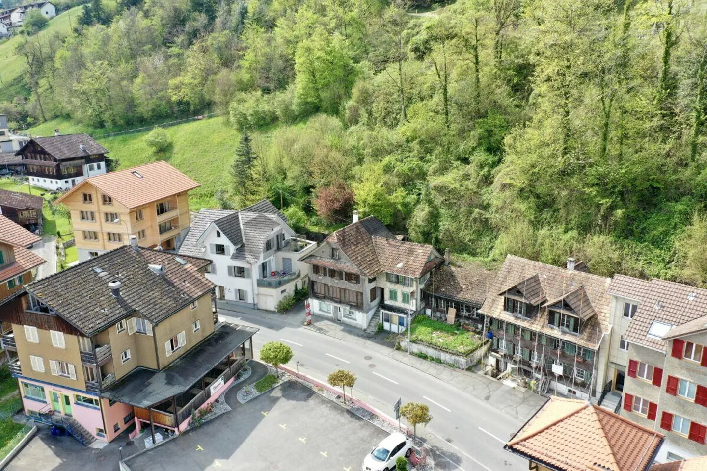 Sanierungsprojekt mit Charme und Geschichte - Foto 1 von 5