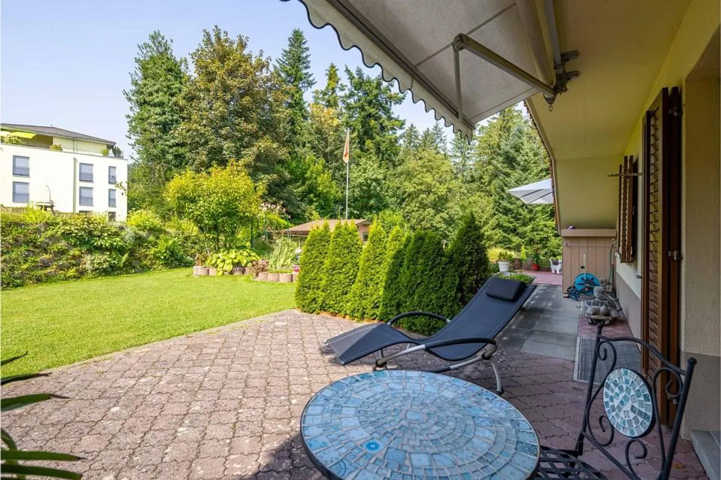 2.5-room apartment with garden seating area - Photo 3 of 6