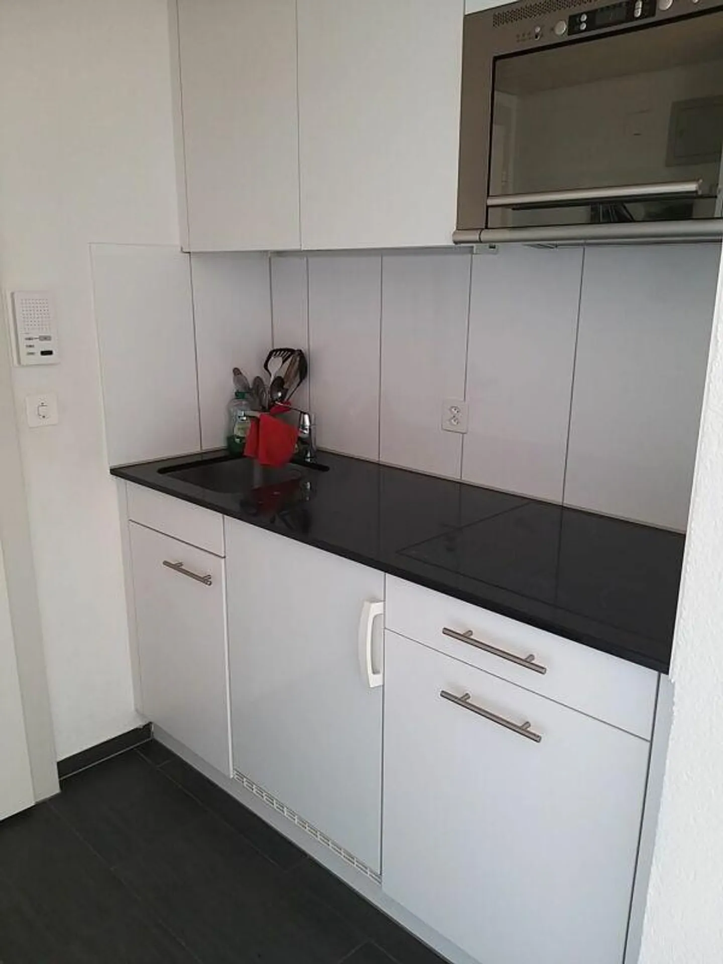 Jolie appartement deux pièces dans un endroit calme - Photo 5 sur 7