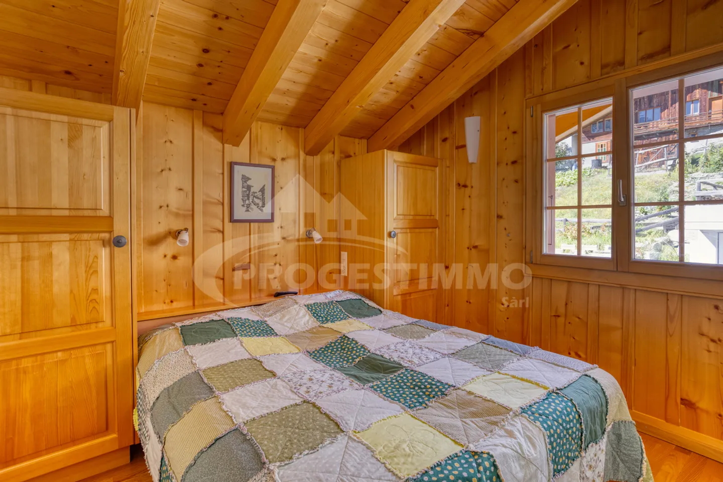 HERZSTOPPENDE CHALET MIT UNVERBAUTER AUSSICHT - Foto 14 von 22