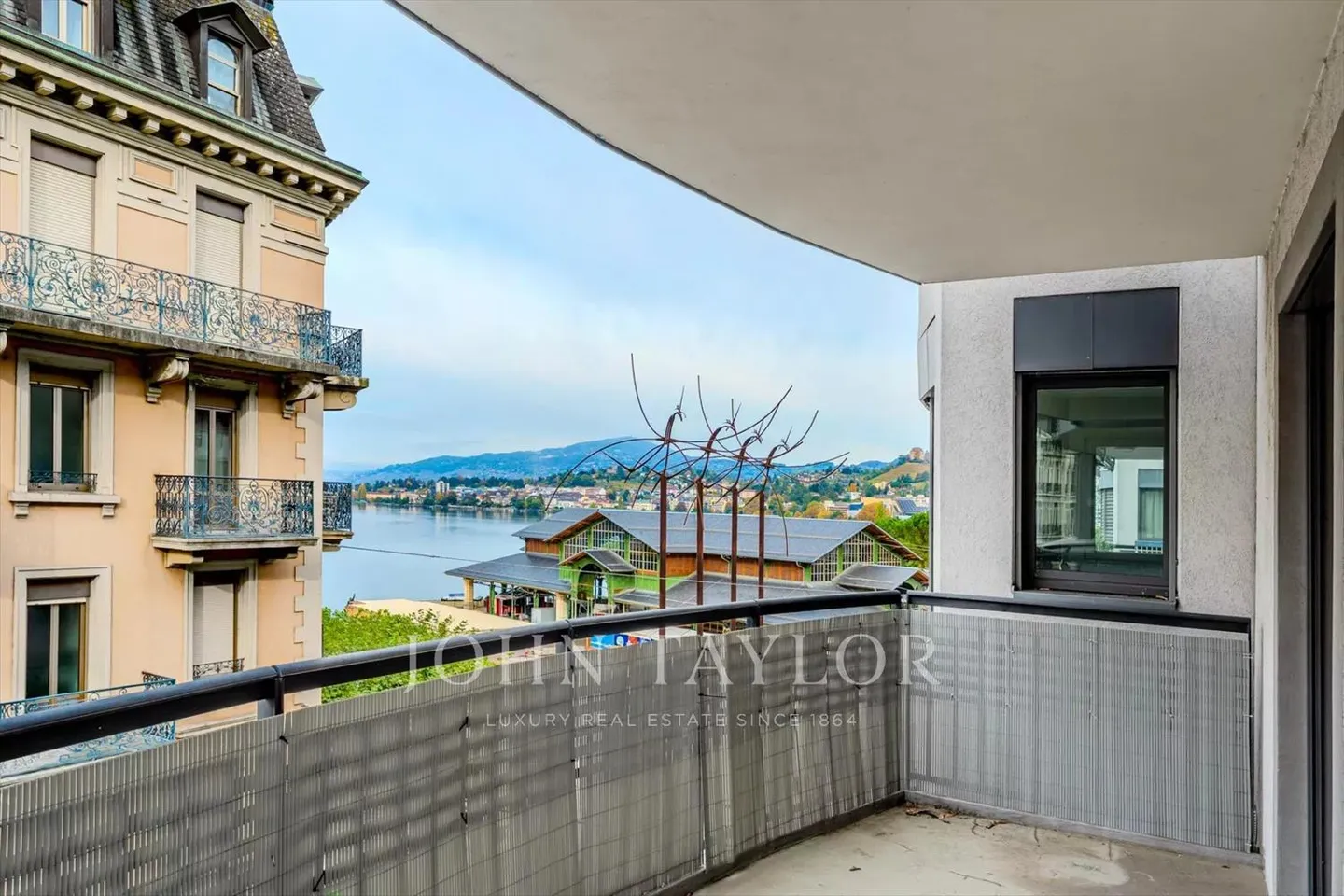 Bellissimo appartamento in una posizione ideale nel cuore di Montreux, a pochi passi dal lago e da tutti i servizi. - Foto 10 di 10