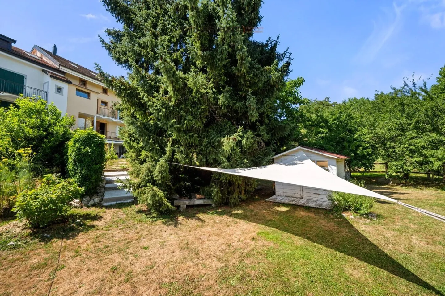 Charaktervolles Dorfhaus mit Garten - Foto 4 von 13