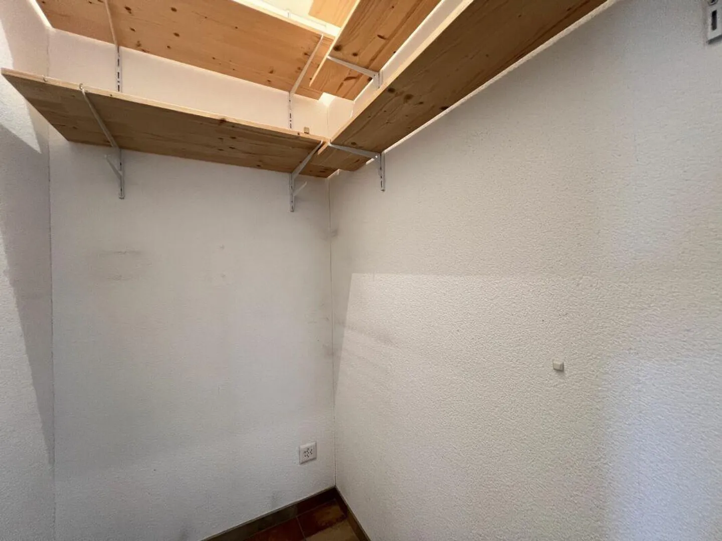 Top location 4.5 room apartment with elevator in the city center of Lyss - Photo 10 of 23