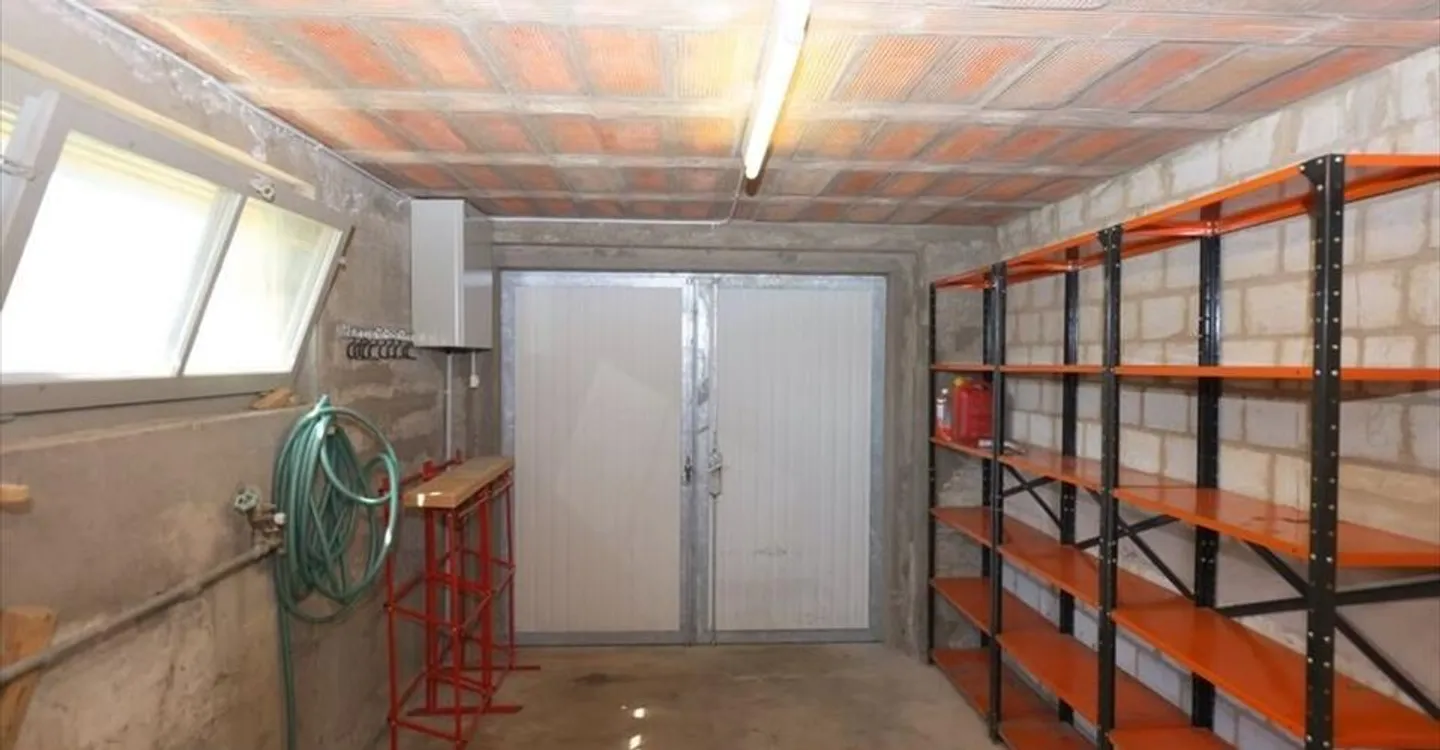 Geräumige Familienvilla mit Wohnung - Foto 10 von 12