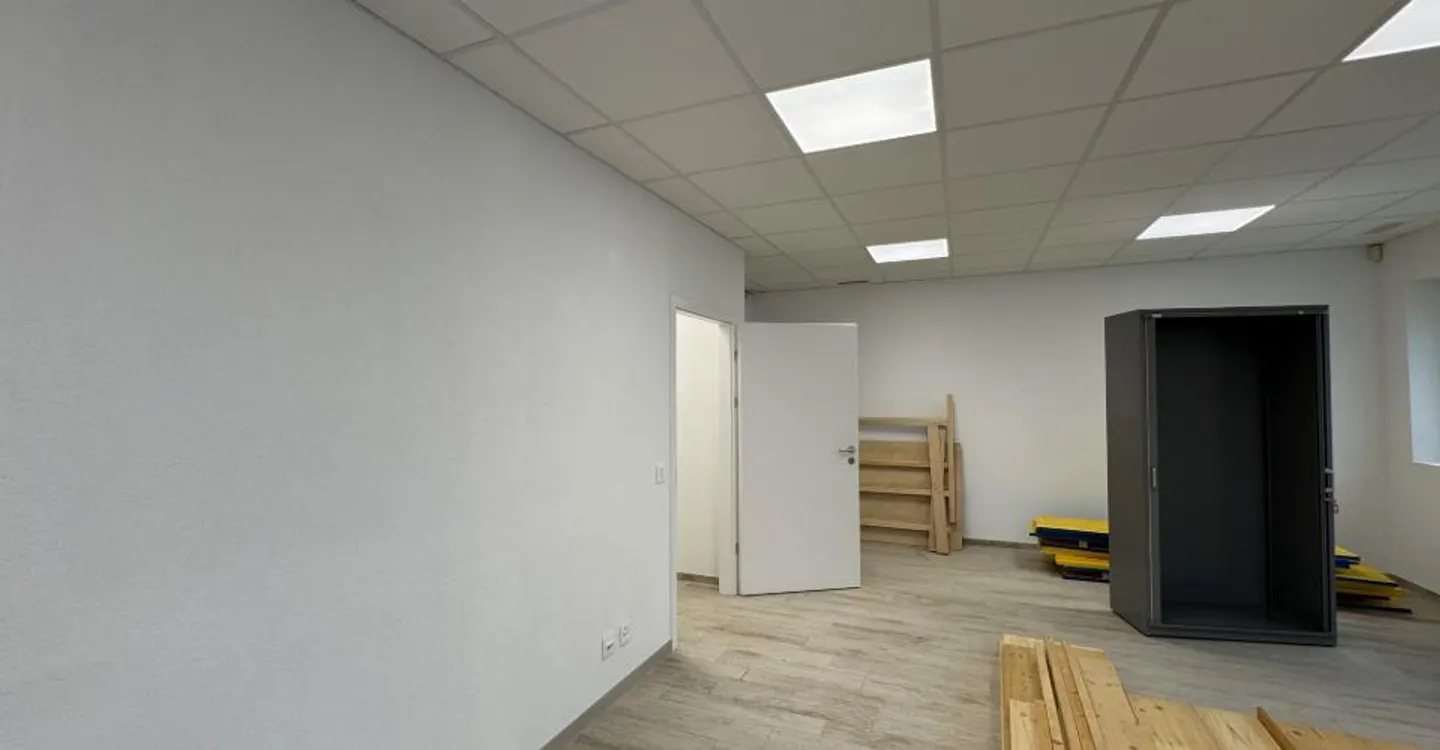 Espace Commercial à Ardon - Photo 6 sur 9