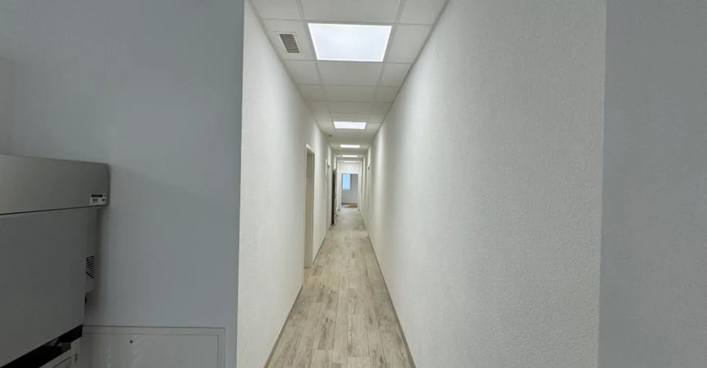 Espace Commercial à Ardon - Photo 8 sur 9
