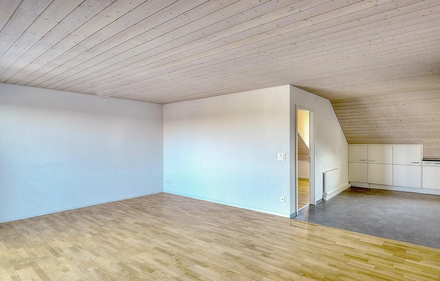 Charmante Wohnung mit Balkon - Foto 6 von 9