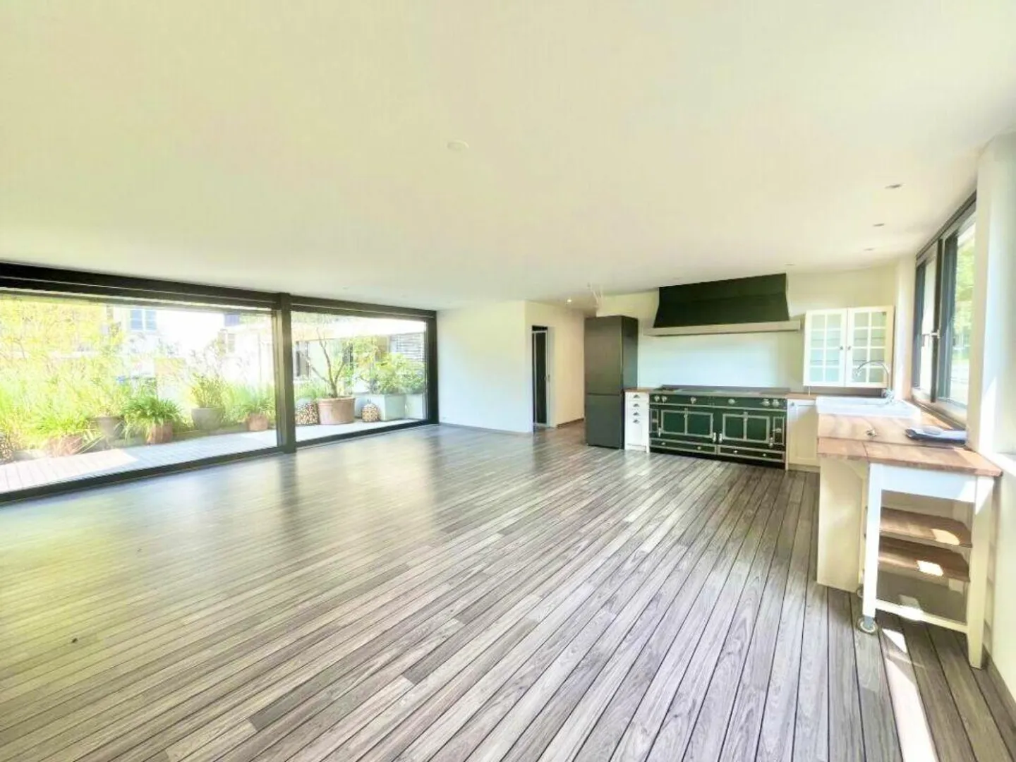 Appartement 3.5 pièces au cœur de Meilen : rare opportunité avec charme et style ! - Photo 4 sur 10