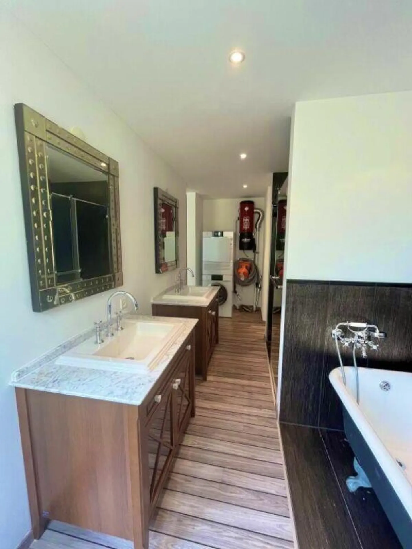 Appartement 3.5 pièces au cœur de Meilen : rare opportunité avec charme et style ! - Photo 7 sur 10