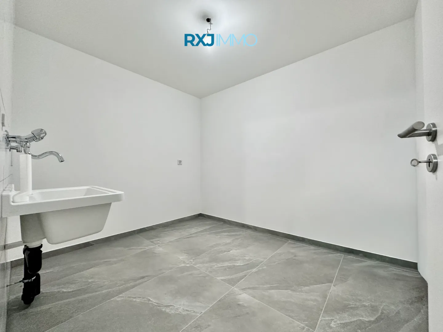 Bella nuova villa familiare con giardino - disponibile immediatamente - Foto 5 di 6