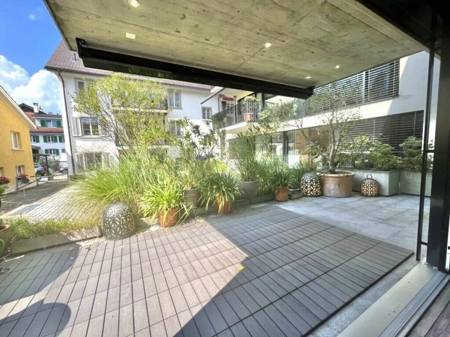 Appartement 3.5 pièces au cœur de Meilen : rare opportunité avec charme et style ! - Photo 2 sur 10