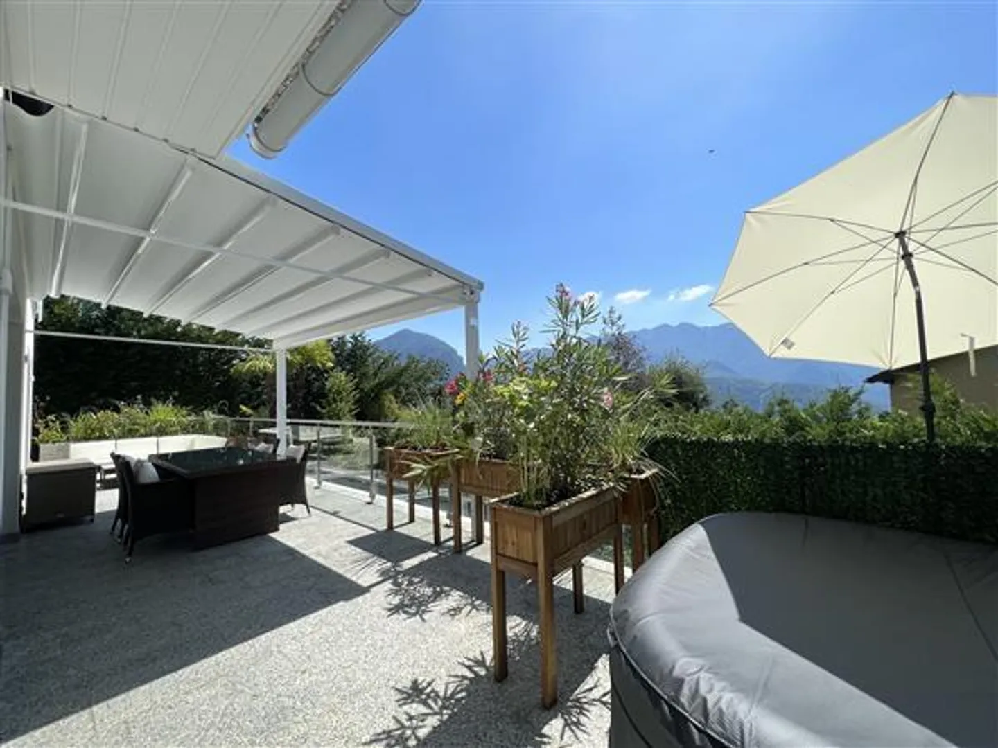 Carona: Möbliertes Haus 8.5 Zimmer - Foto 8 von 13