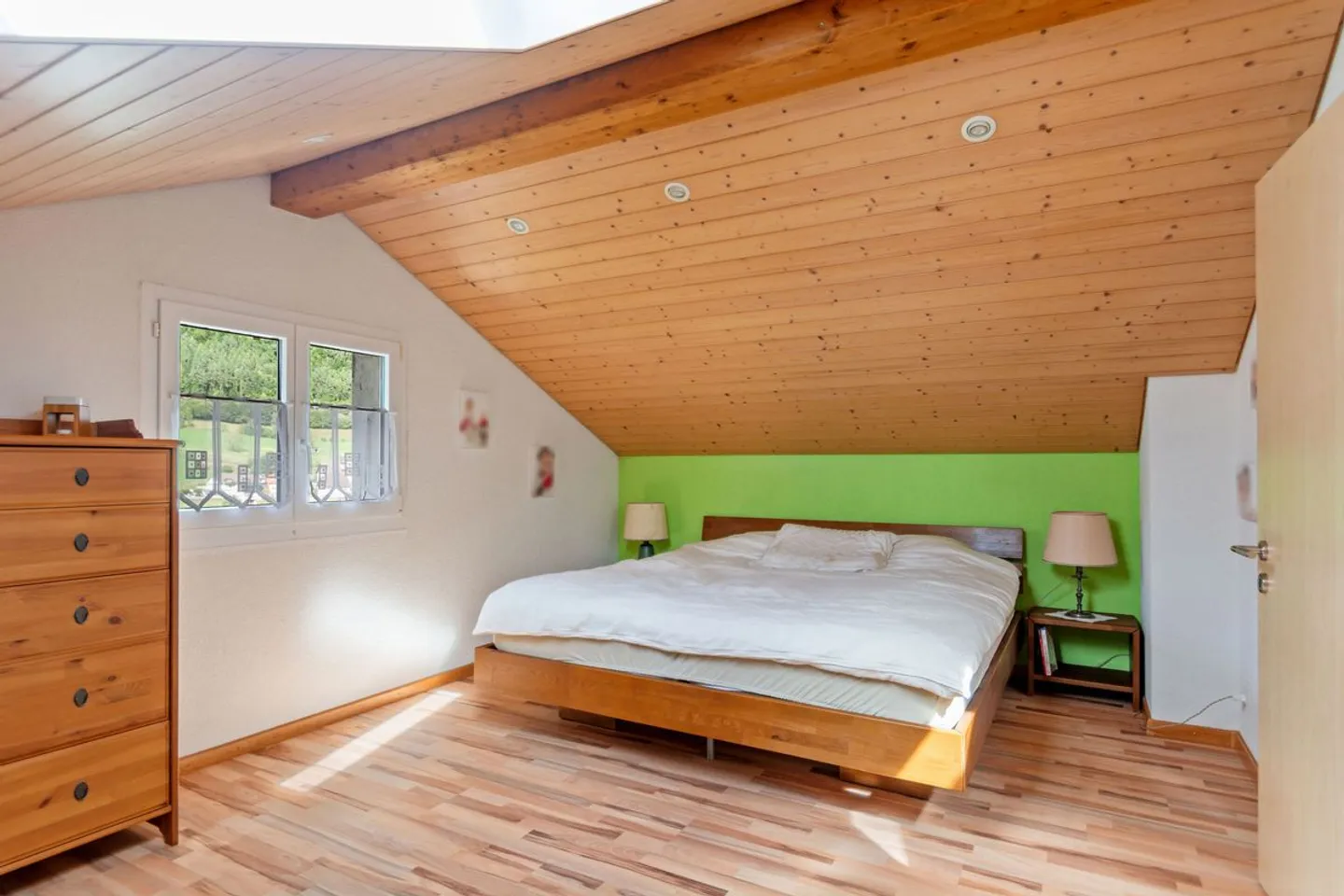 Beautiful Detached House! - Photo 8 of 13