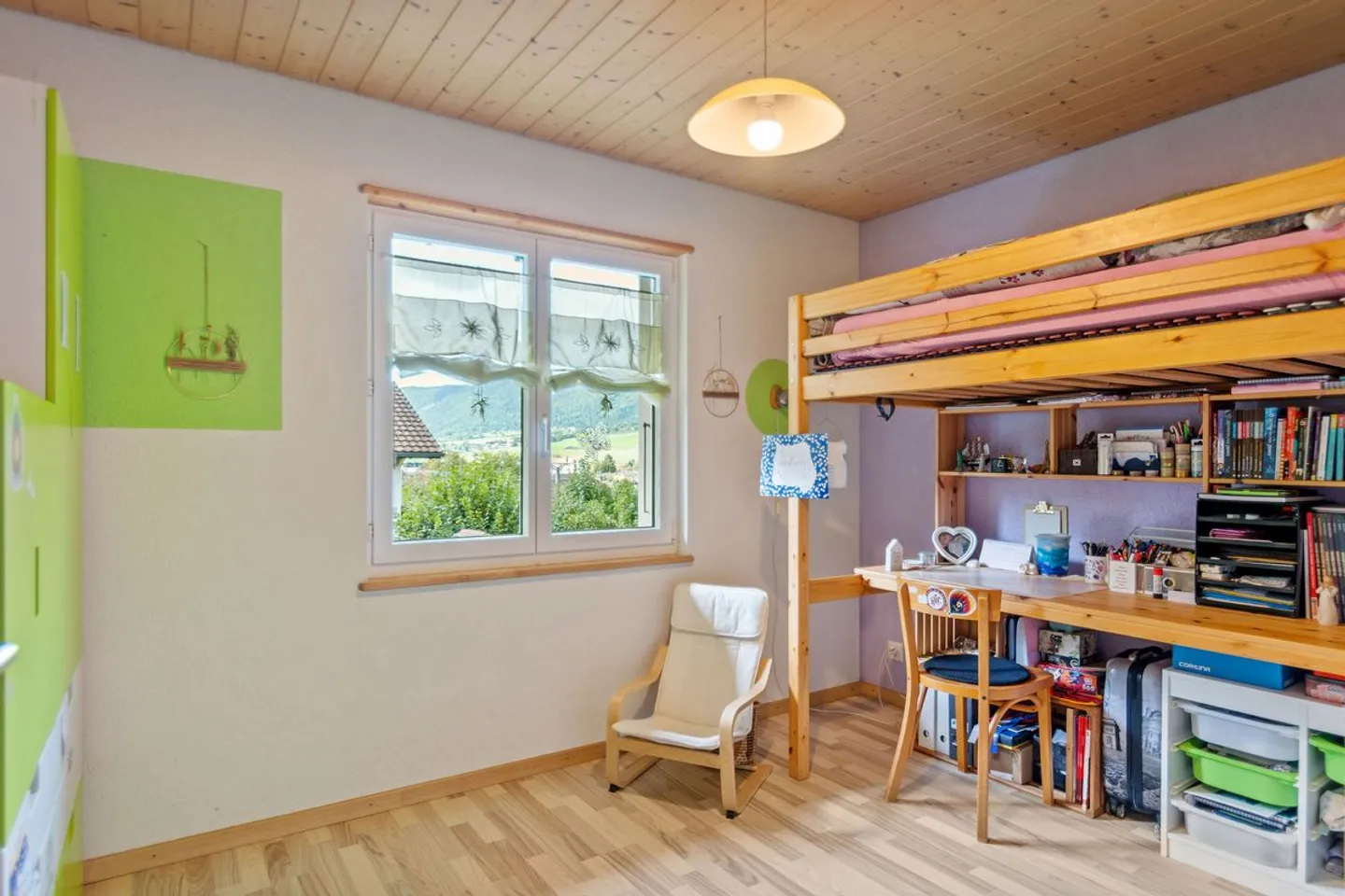 Beautiful Detached House! - Photo 9 of 13