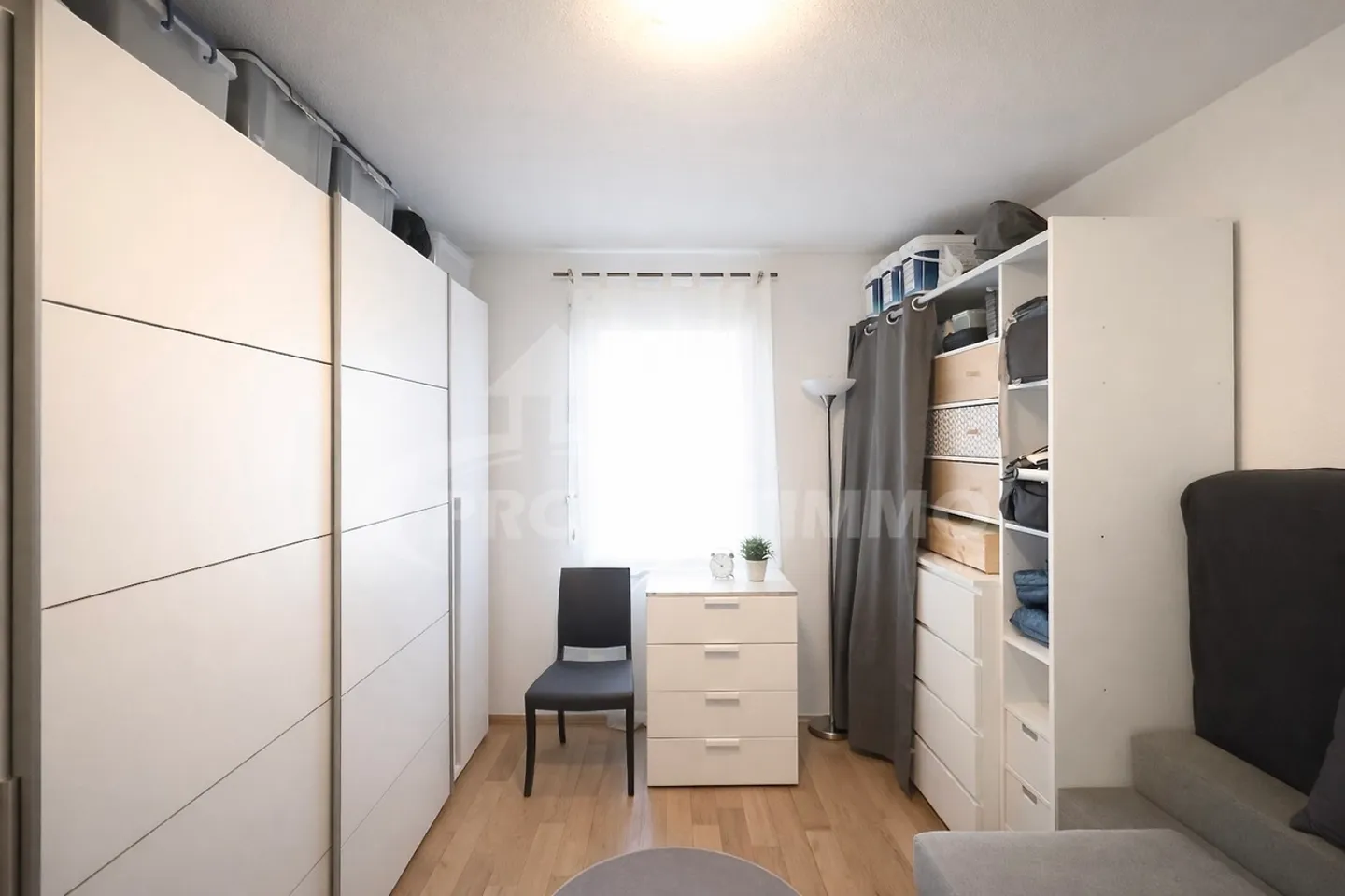 APPARTAMENTO 4,5 STANZE CON VISTA LIBERA SULLE MONTAGNE - Foto 6 di 9