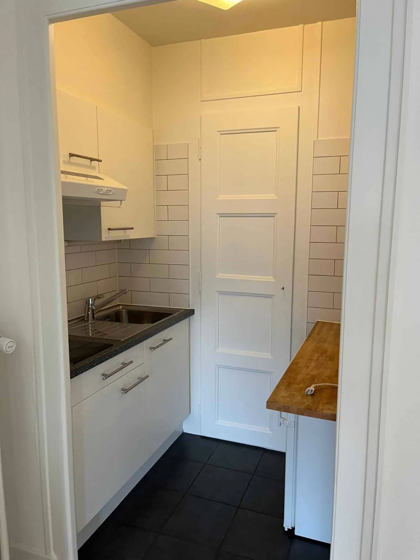 Apartment for rent - Photo 2 of 3