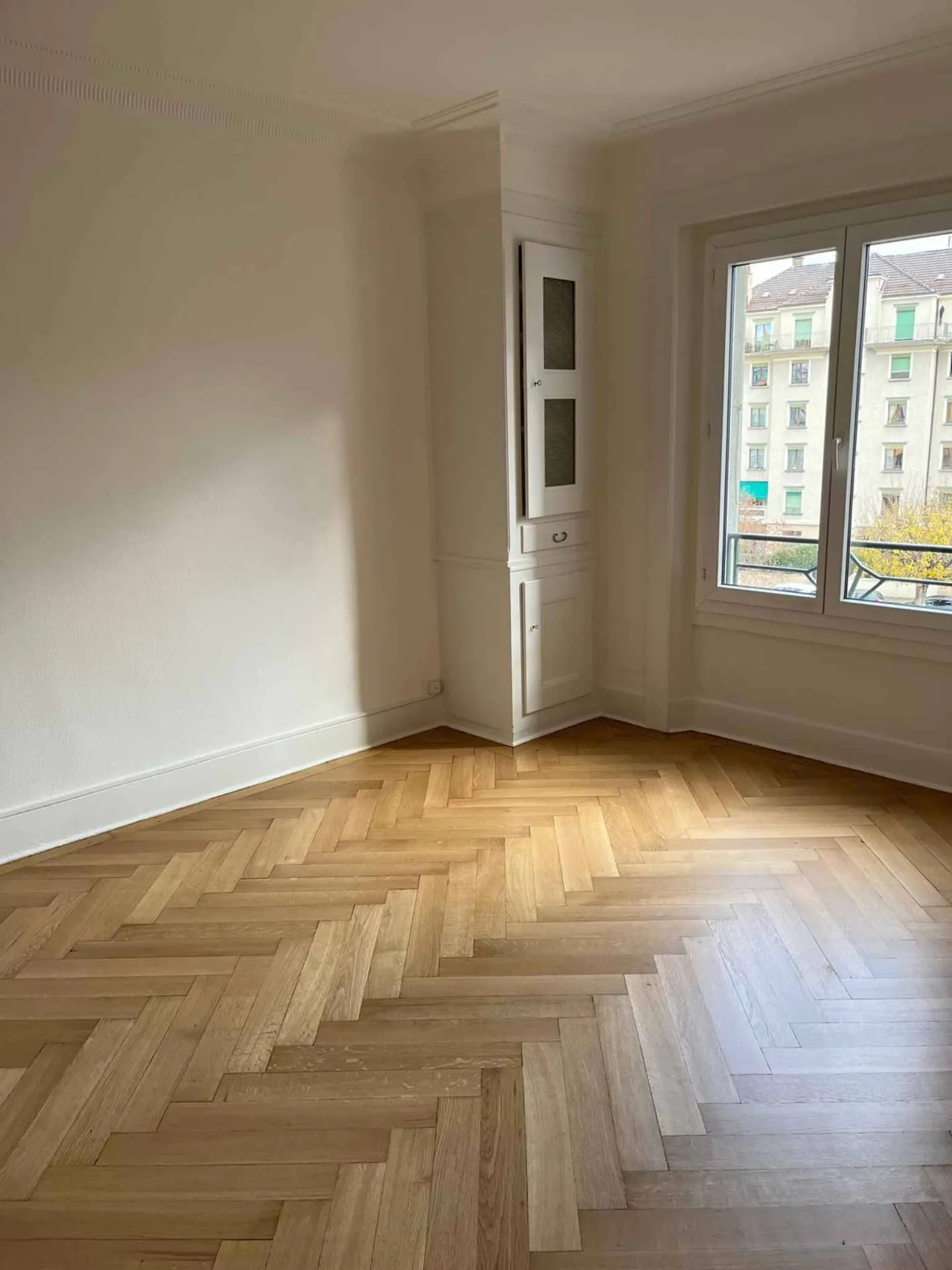 Apartment for rent - Photo 3 of 3