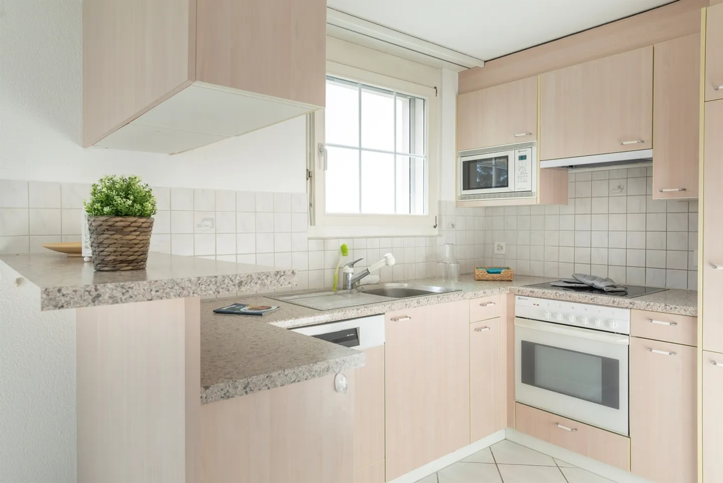 Grosszügige Wohnung in beliebtem Wohnquartier - Photo 3 sur 7