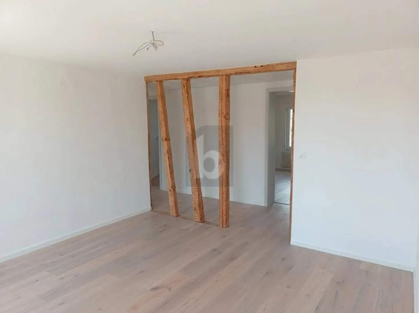 CENTRALE CON TERRAZZA SUL TETTO E GIARDINO - Foto 2 di 4