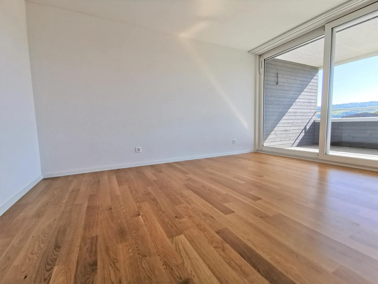Moderno appartamento di 2.5 locali a Seengen - Foto 4 di 7