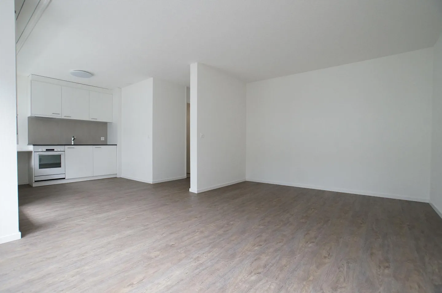 Appartement moderne 1.5 pièces au cœur de la ville de Zug - Photo 2 sur 3