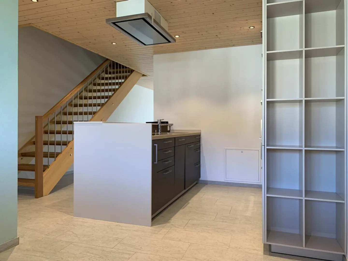 3.5-room apartment, 1st floor middle-right - Photo 2 of 10