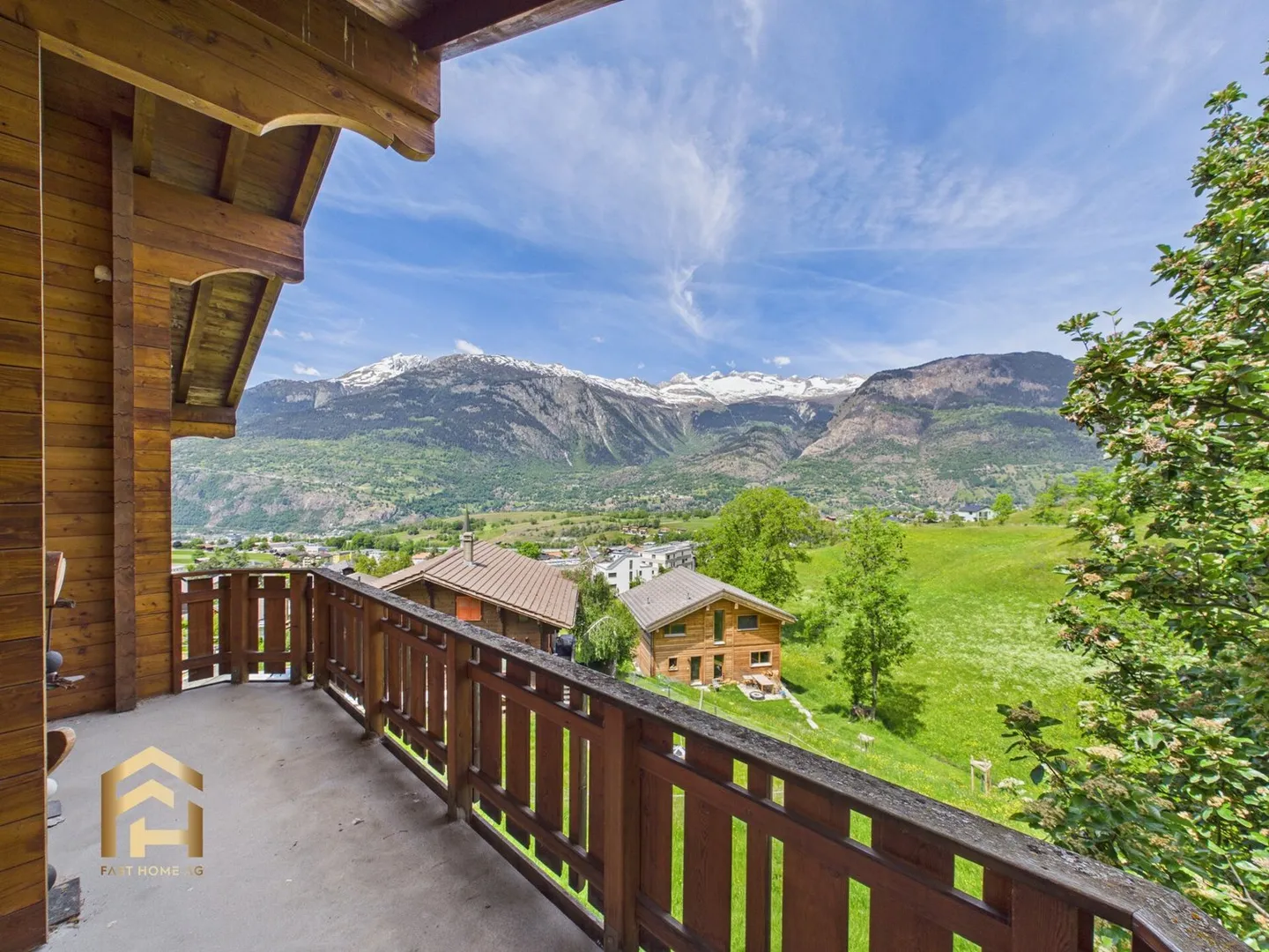 Sopra i tetti di Ried-Brig: Casa unifamiliare con giardino d'inverno, sauna e vista panoramica - Foto 8 di 13